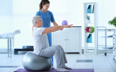 Safe Mobility for Seniors: How Physiotherapy Reduces Fall Risk